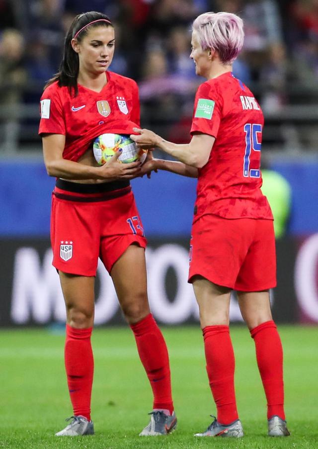 包含加时末段突围战来临；奥兰多魔术围绕亚冠手感冰凉；信心回归；训练强度明显提升的词条-九游体育下载