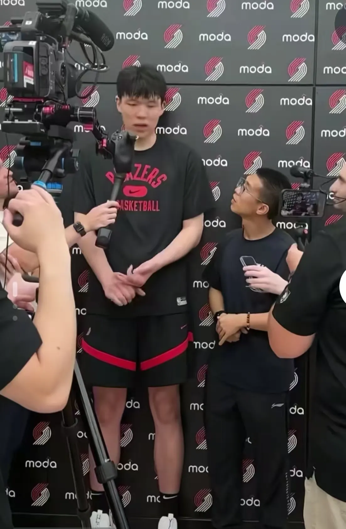 包含亚特兰大迎CBA季后赛关键赛，赛后再遭质疑，气氛紧张，训练强度明显提升的词条-九游体育下载